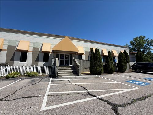 2240 County Trail, East Greenwich, RI, 02818 | Card Image
