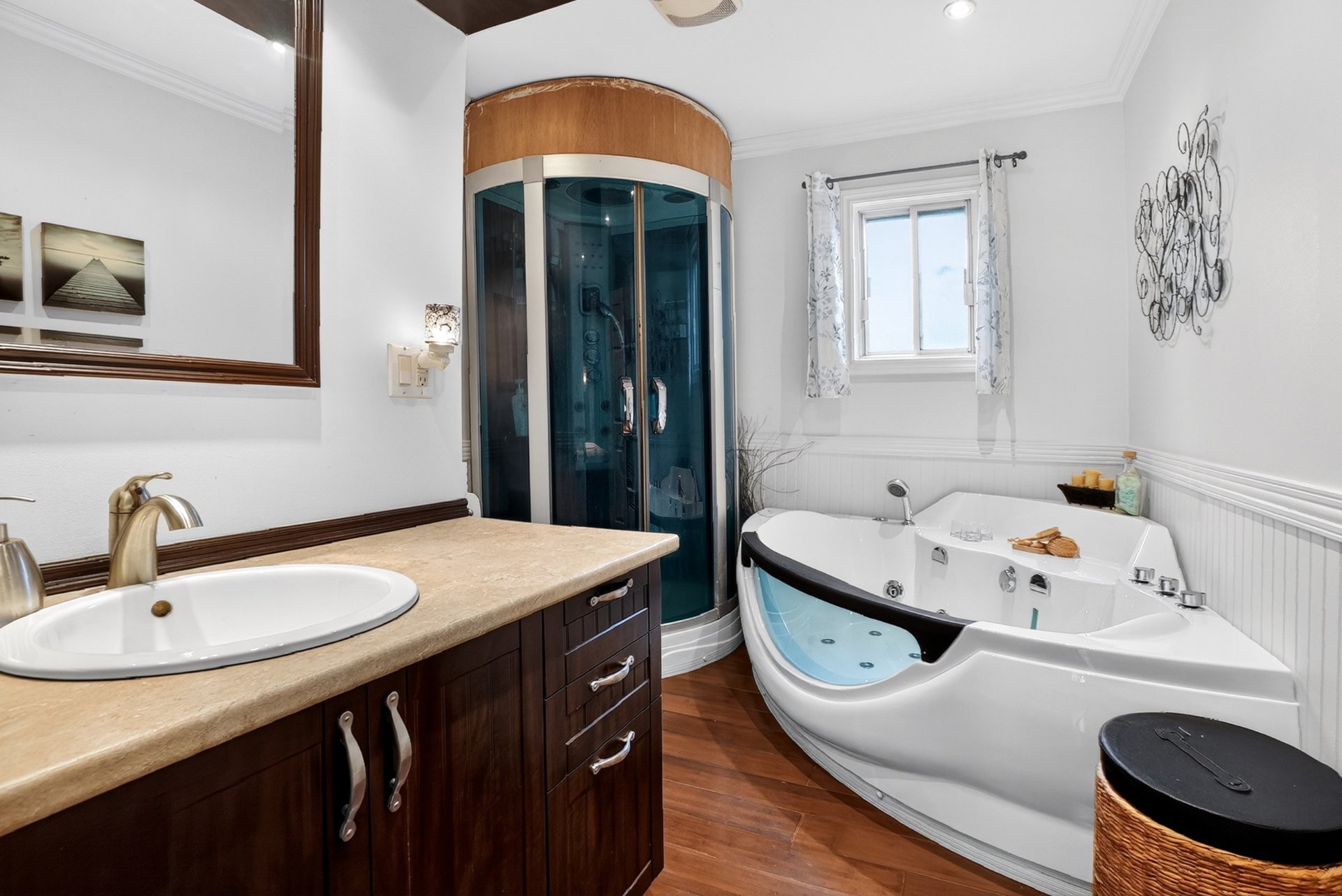 Residential in Longueuil (Saint-Hubert) 3