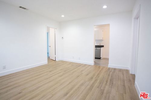 11674 La Grange Avenue, Los Angeles, CA, 90025 | Card Image