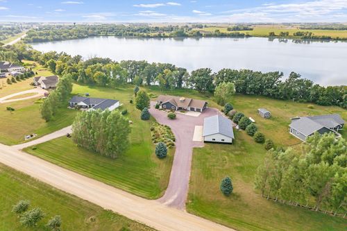 15 Schafer Shore Dr, Sherburn, MN, 56171-4000 | Card Image