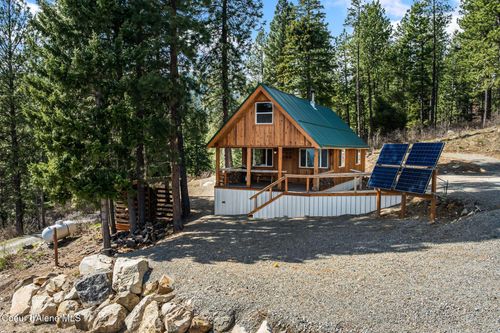 595 Snowcat Ln, Bonners Ferry, ID, 83805-0330 | Card Image