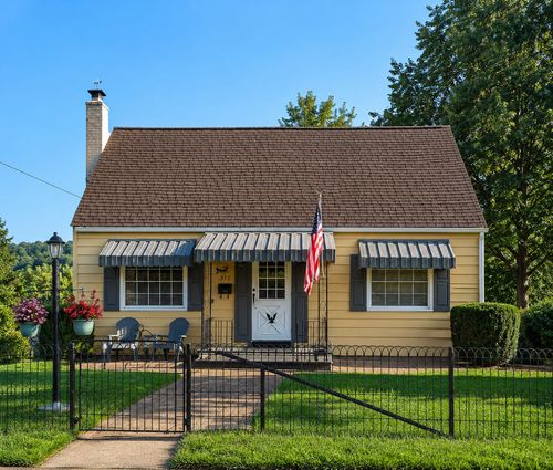 312 Shaw Avenue Avenue, Springdale Boro, PA, 15144 | Card Image
