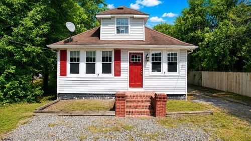 316 Pitney Pitney Rd, Absecon, NJ, 08201-1704 | Card Image