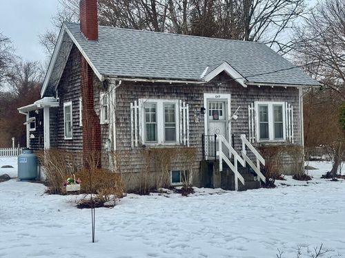 649 Horseneck Rd, Dartmouth, MA, 02748-1051 | Card Image