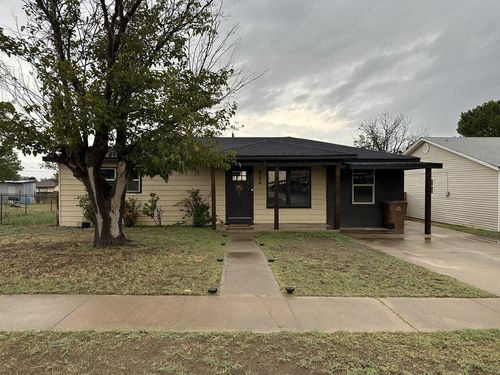 422 Ryon St, Big Spring, TX, 79720-5358 | Card Image