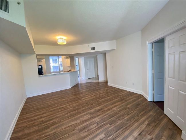 APT-1711 - 735 Sw 148 Th Ave, Condo with 2 bedrooms, 1 bathrooms and null parking in Davie FL | Image 12