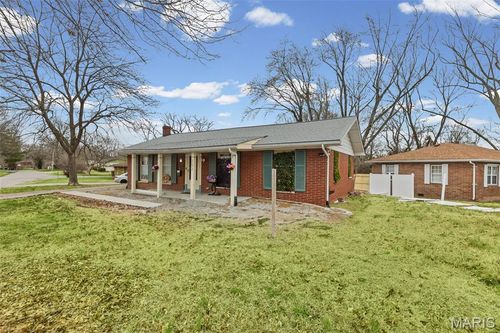 252 Sunset Dr, Belleville, IL, 62223-2944 | Card Image