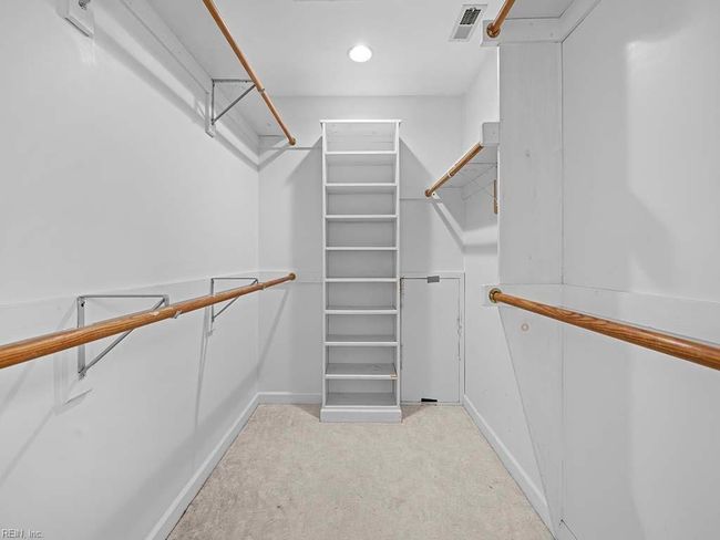Primary Walk In Closet | Image 40