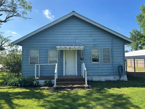 300 Harrison Ave, Newcastle, TX, 76372-3503 | Card Image