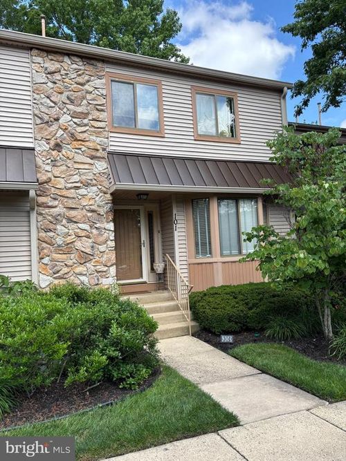 101 Chanticleer, CHERRY HILL, NJ, 08003-4818 | Card Image