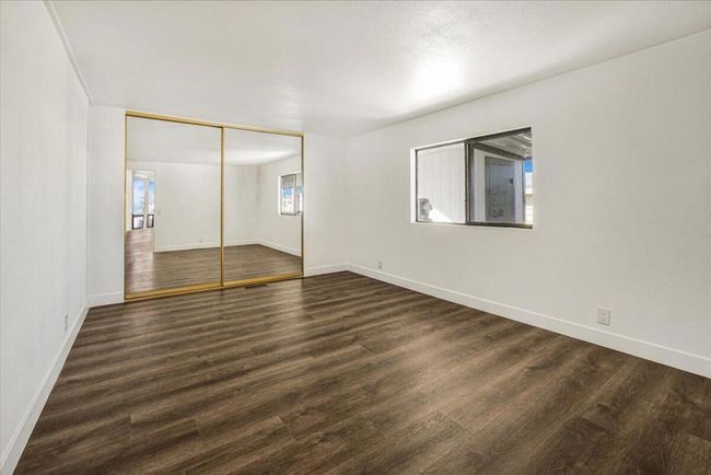 Large second bedroom | Image 30