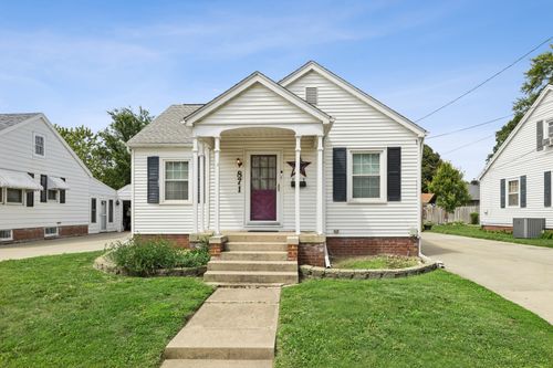 871 E Fremont St, Galesburg, IL, 61401-2950 | Card Image
