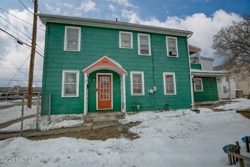 208 Pine St, Berwick, PA, 18603-3710 | Card Image