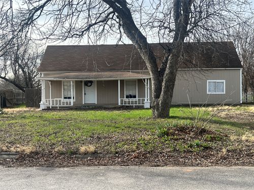 603 W Bloodworth St, Olney, TX, 76374-1413 | Card Image