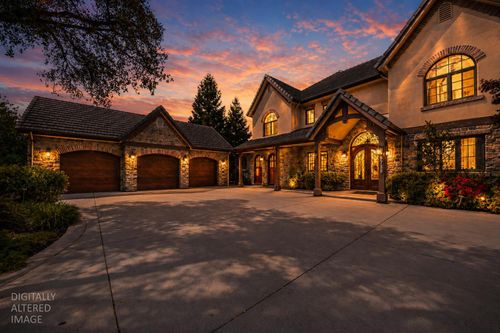 9738 Rim Rock Cir, Loomis, CA, 95650-7117 | Card Image