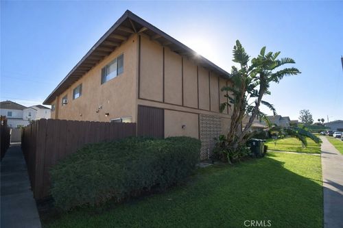 10322 Park Ave, Garden Grove, CA, 92840-6329 | Card Image