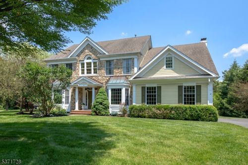 4 Dogwood Ct, Bernardsville, NJ, 07924-2809 | Card Image