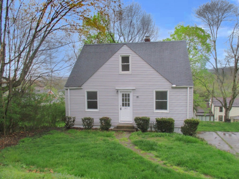 Kleber Rd, Glenshaw, PA 15116