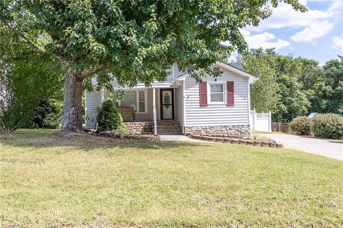 401 N 3rd Ave, Mayodan, NC, 27027-2420 | Card Image