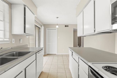 1601 Mary K Ln, White Settlement, TX, 76108-3531 | Card Image