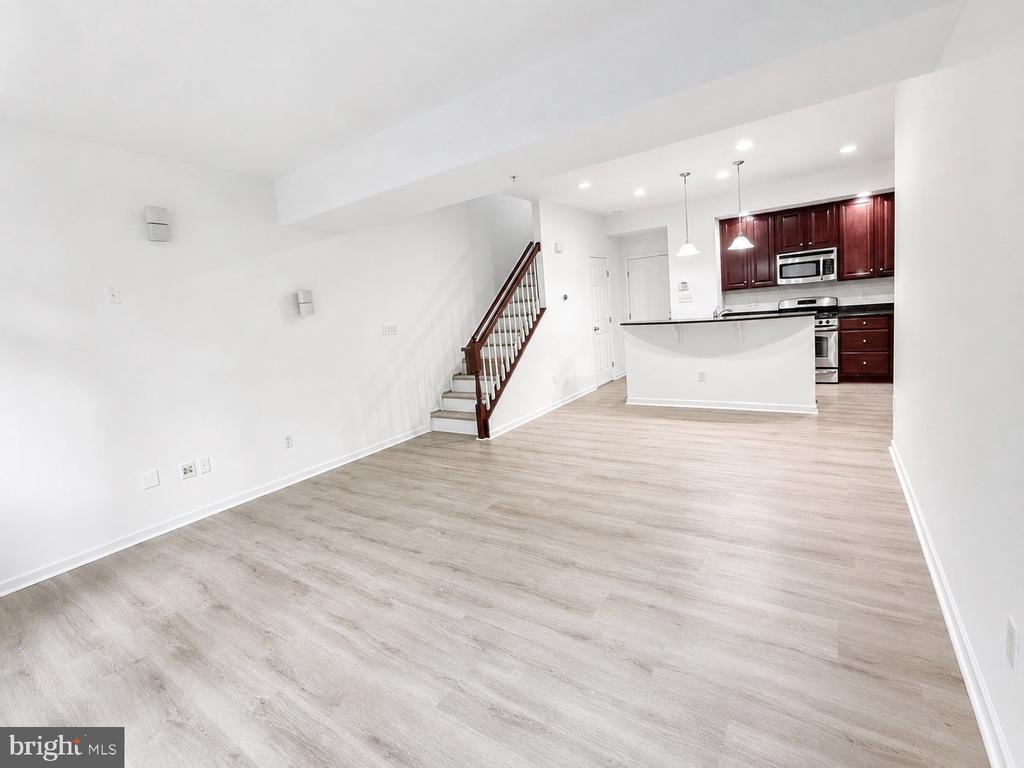Residential Lease in WOODBRIDGE 5