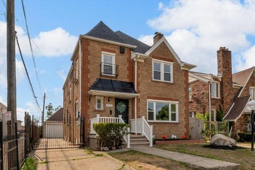 17127 San Juan Dr, Detroit, MI, 48221-2622 | Card Image
