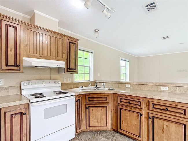 15965 Nw 44 Th Avenue Rd, House other with 2 bedrooms, 2 bathrooms and null parking in Reddick FL | Image 11