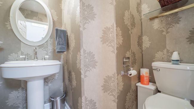 Half Bath on main | Image 15