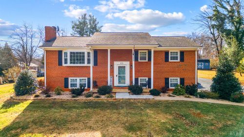 670 Indian Ridge Dr, Lynchburg, VA, 24502-5599 | Card Image