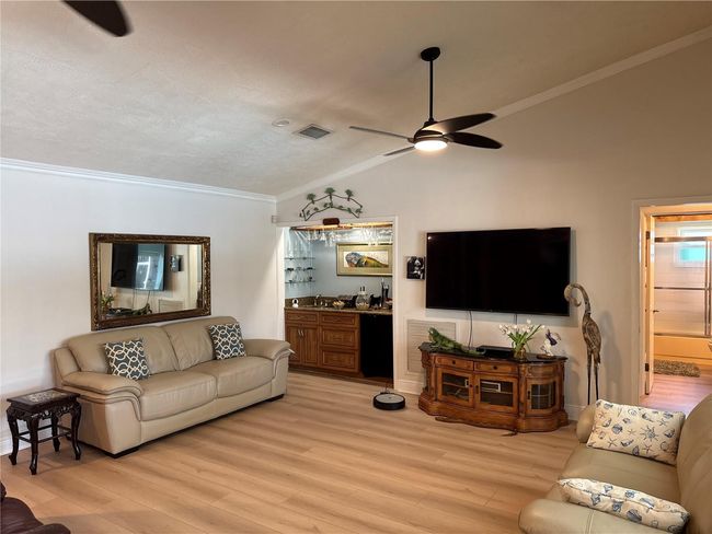 Family Room | Image 6
