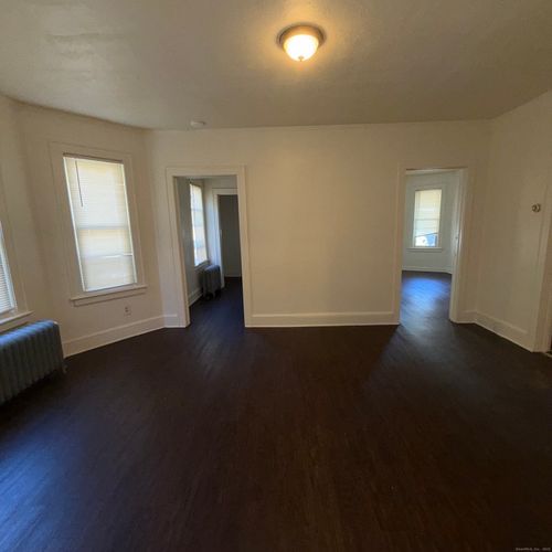 153 Liberty St, Middletown, CT, 06457-2636 | Card Image