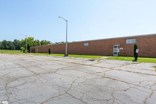 29086 Highway 76 E, Clinton, SC, 29325-5335 | Card Image