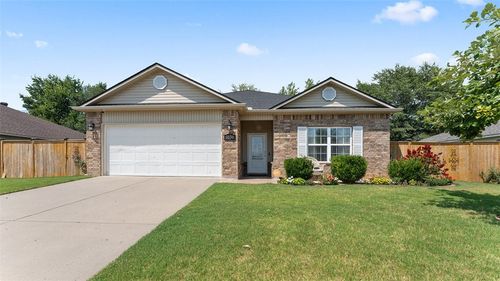 3550 Bueno Ave, Springdale, AR, 72764-6757 | Card Image