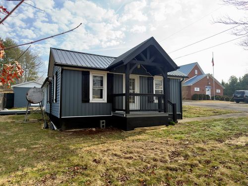 629 Cox St, Hillsville, VA, 24343 | Card Image