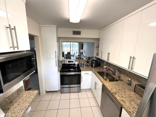 203-4832 Esedra Ct, Lake Worth, FL, 33467-5125 | Card Image