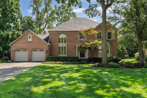 317 Wheaton Ct, Columbus, OH, 43235-5676 | Card Image