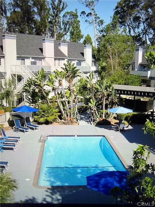 1033 Southwood Dr, San Luis Obispo, CA, 93401-5890 | Card Image