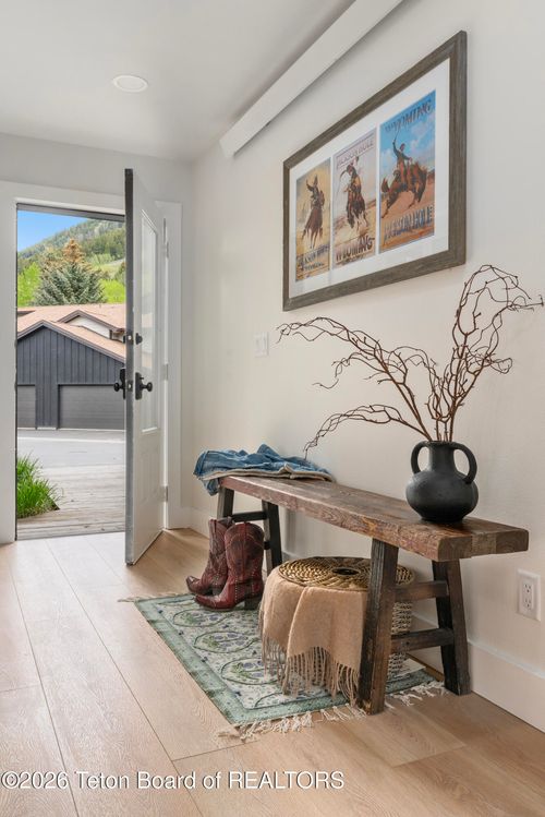 826 Powderhorn Ln, Jackson, WY, 83001-8022 | Card Image