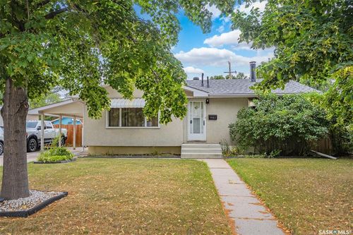 1903 Wilson Cres, Saskatoon, SK, S7J2N8 | Card Image