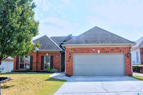 705 Forest Lakes Dr, STERRETT, AL, 35147-8191 | Card Image