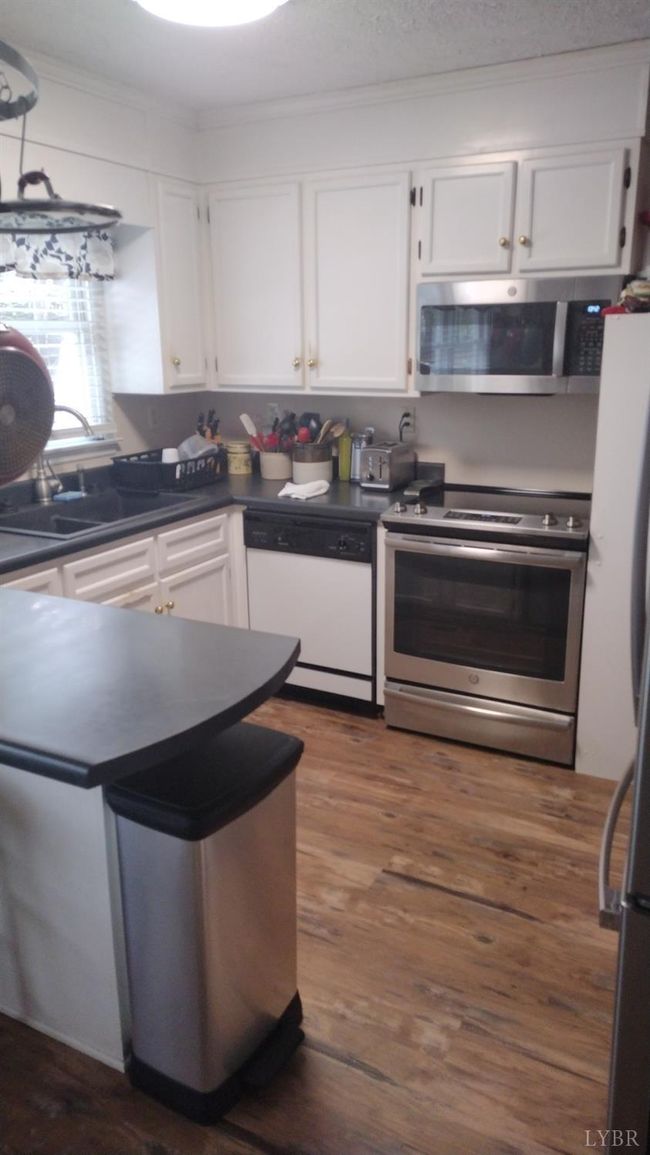 618 Prospect Rd, House other with 3 bedrooms, 2 bathrooms and null parking in Hurt VA | Image 5