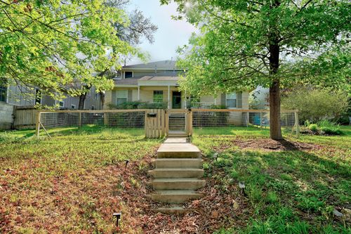 ab-1809 W 39th Street, Austin, TX, 78731 | Card Image