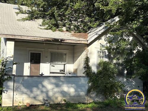 1105 Washington St, Emporia, KS, 66801-2659 | Card Image