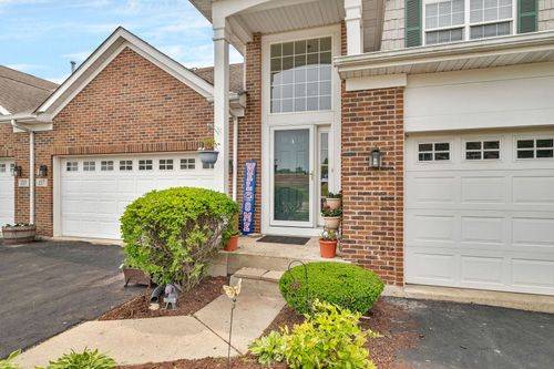 b1-117 Andrew Taras Ct, Joliet, IL, 60435-6860 | Card Image