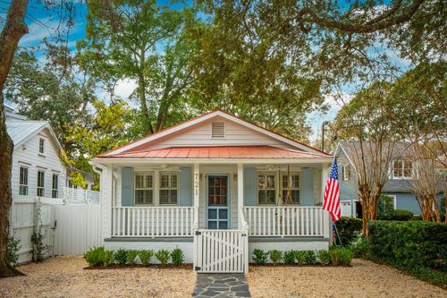 721 Royall Ave, Mount Pleasant, SC, 29464-5033 | Card Image