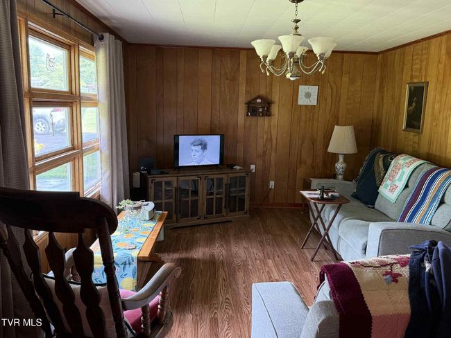 2818 Dungannon Rd, House other with 3 bedrooms, 2 bathrooms and null parking in Coeburn VA | Image 39