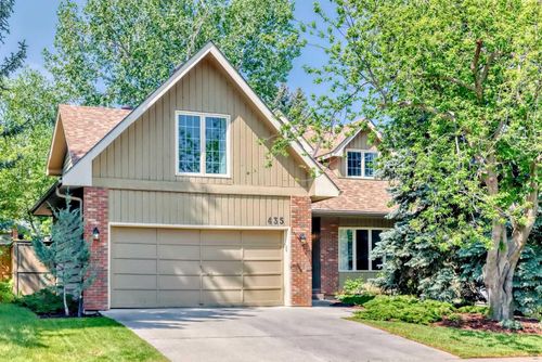 435 Oakside Circle Sw, Calgary, AB, T2V4T7 | Card Image