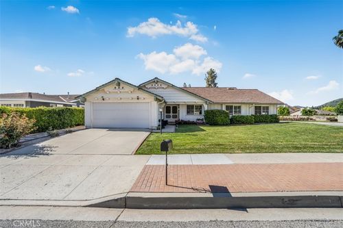 6304 Tamarind St, Oak Park, CA, 91377 | Card Image