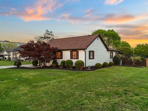 1512 Heather St, Chattanooga, TN, 37412-4210 | Card Image