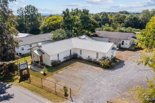 210 Hood St, Calhoun, GA, 30701-1750 | Card Image